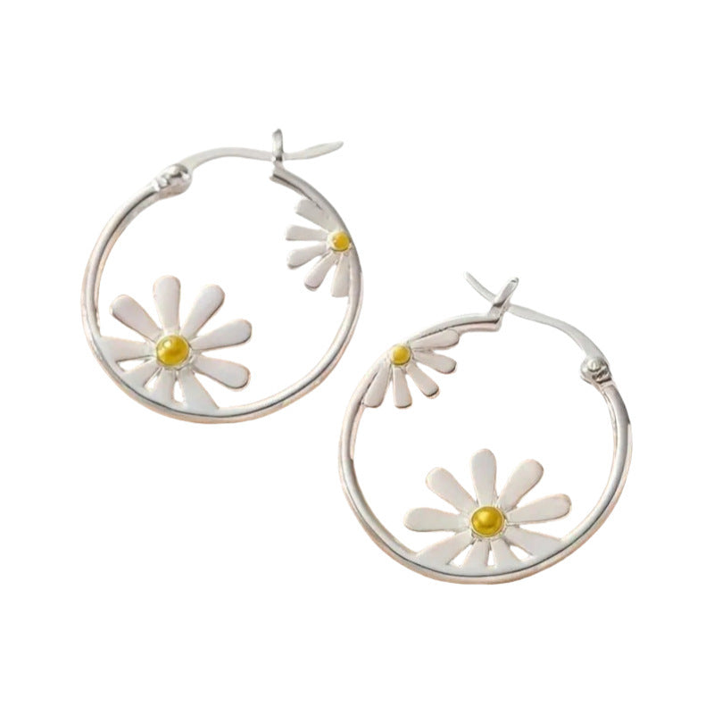 Creative Fresh Little Daisy Stylish Simple And Versatile Women's Earrings