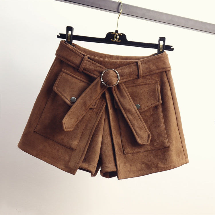 The Short Velours Élégant