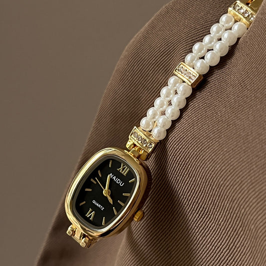 Oval Pearl Fashion Watch - Simple Disk Design