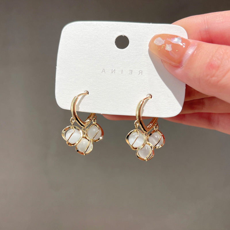 Fashion Lily Earrings Simple Love Heart