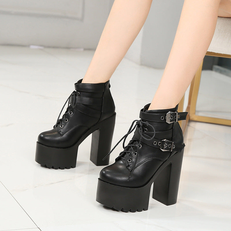 Super lightweight thick soled fashion boots
