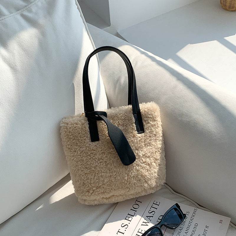 Women Solid Color Fashion Cute Plush Bag - Millivan supplies