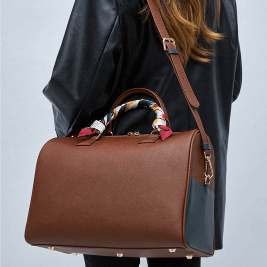 Design A Large-capacity Backpack With One Shoulder Slung Diagonally - Millivan supplies