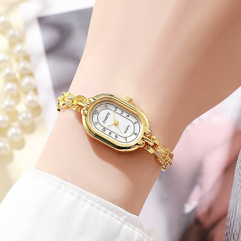 Retro Oval Fritillary Bracelet Watch - Student Style
