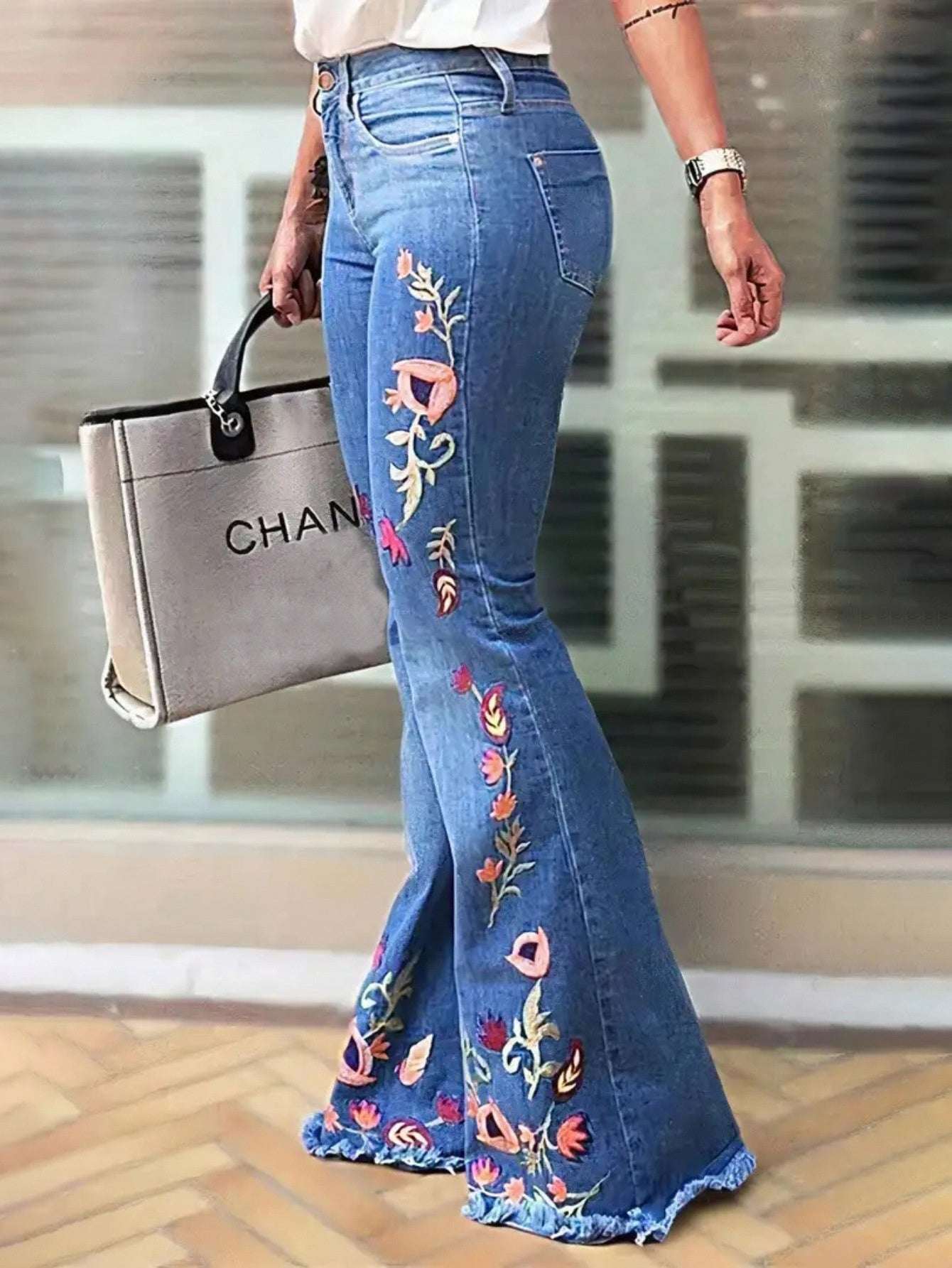 Women's Embroidered Wide-Leg Flare Jeans | Sapphire Blue | S–2XL