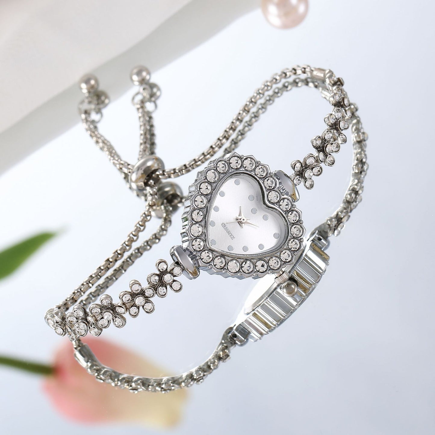 Flower Chain Diamond Women's Watch - Elegant All-Match