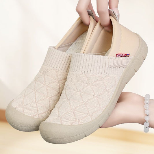 Female Lightweight Flat Soft Bottom Comfortable All-matching Cloth Shoes