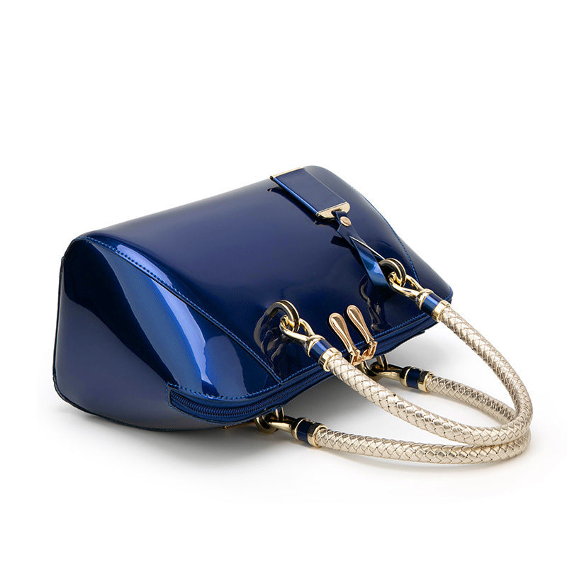 Women's Patent Leather Handbag - Black Shiny Fashion One-shoulder Diagonal Bag