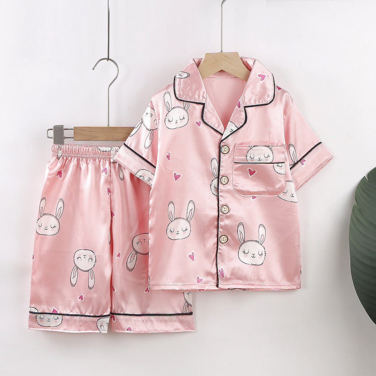 Boys' And Girls' Cartoon Home Ice Silk Short Sleeve Homewear Lightweight Comfortable Pajamas Suit