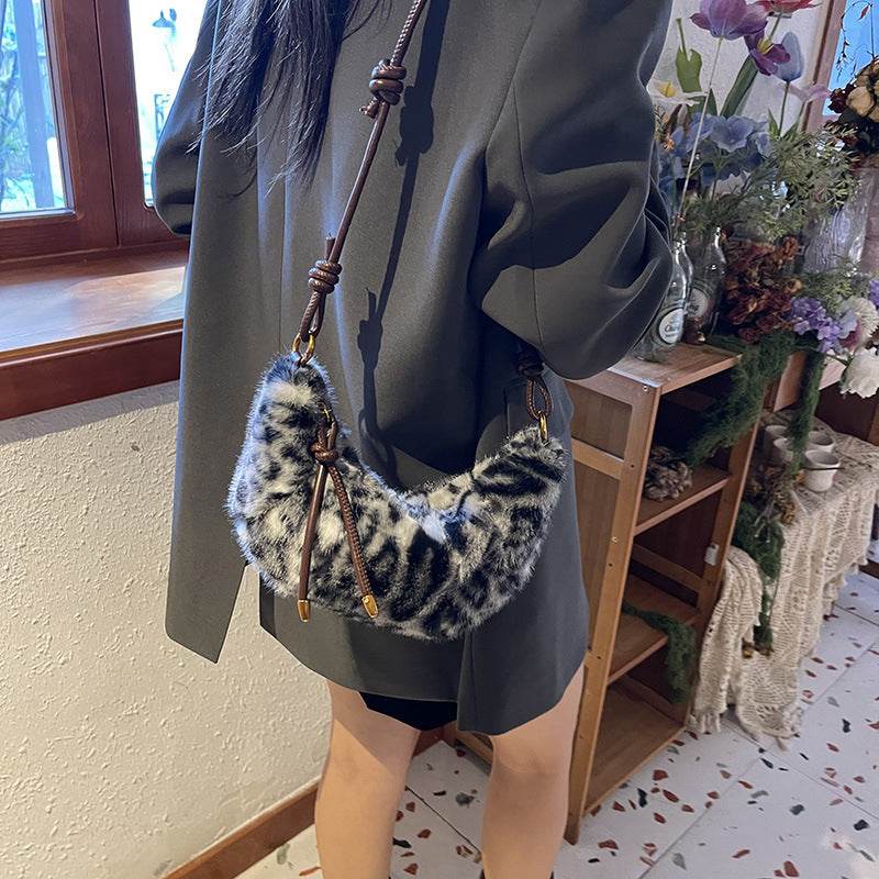 New Fall Winter Fashion Plush Shoulder Bag - Millivan supplies