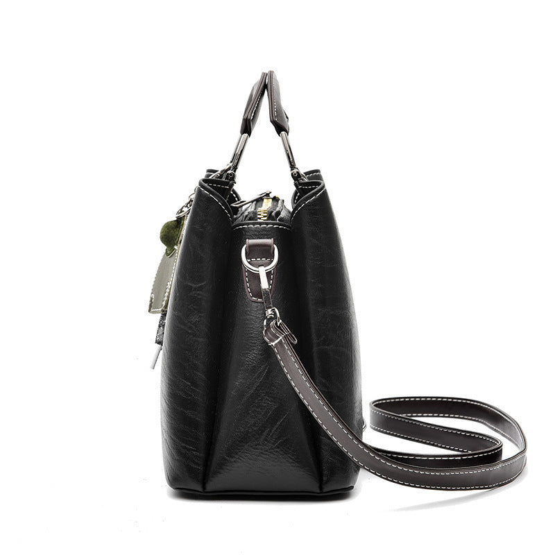 Retro Style Small Handbag for Women - Practical & Stylish