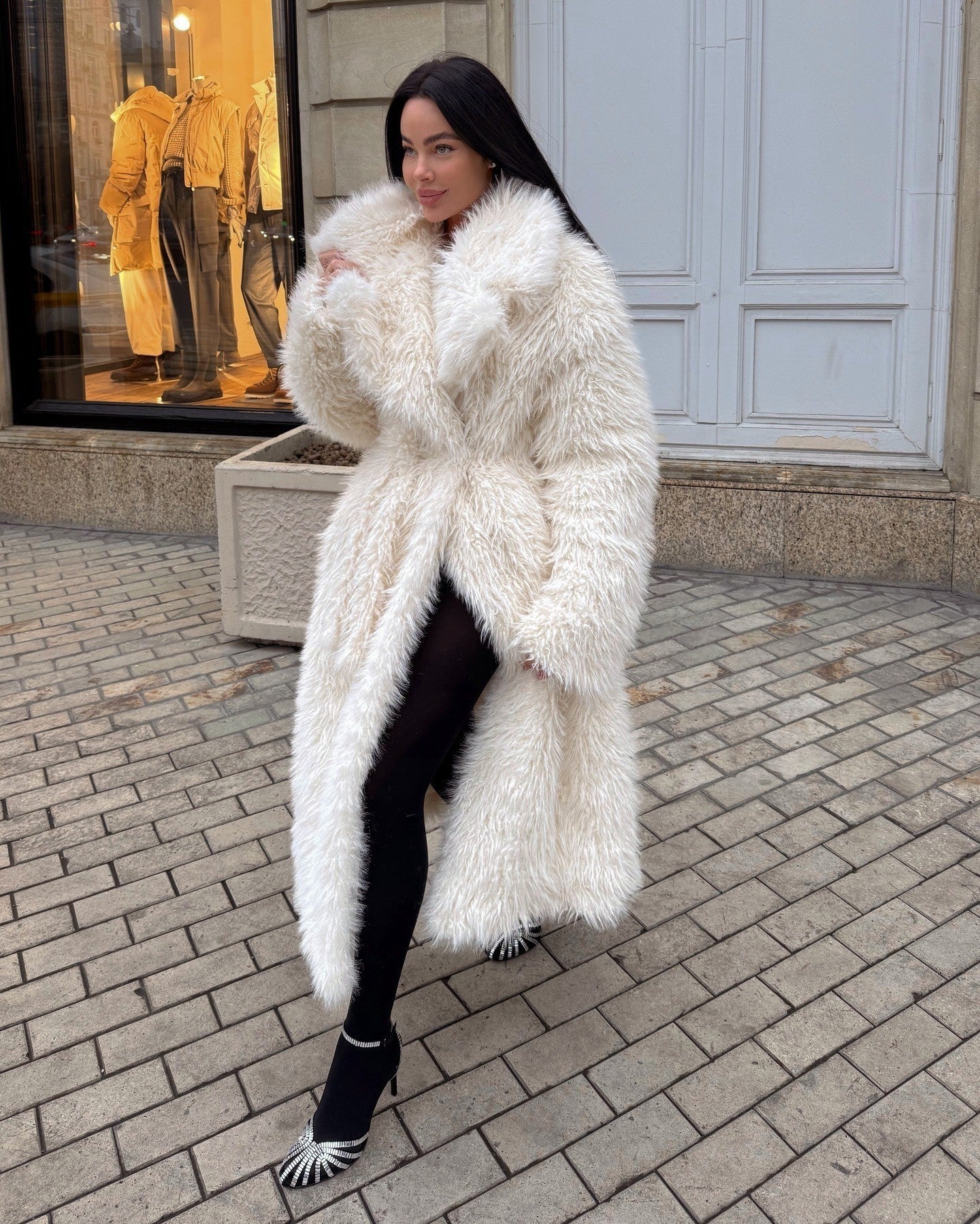 Long Environmental Protection Leather Fur Coat - Fashionable Women's Faux Fur Winter Coat