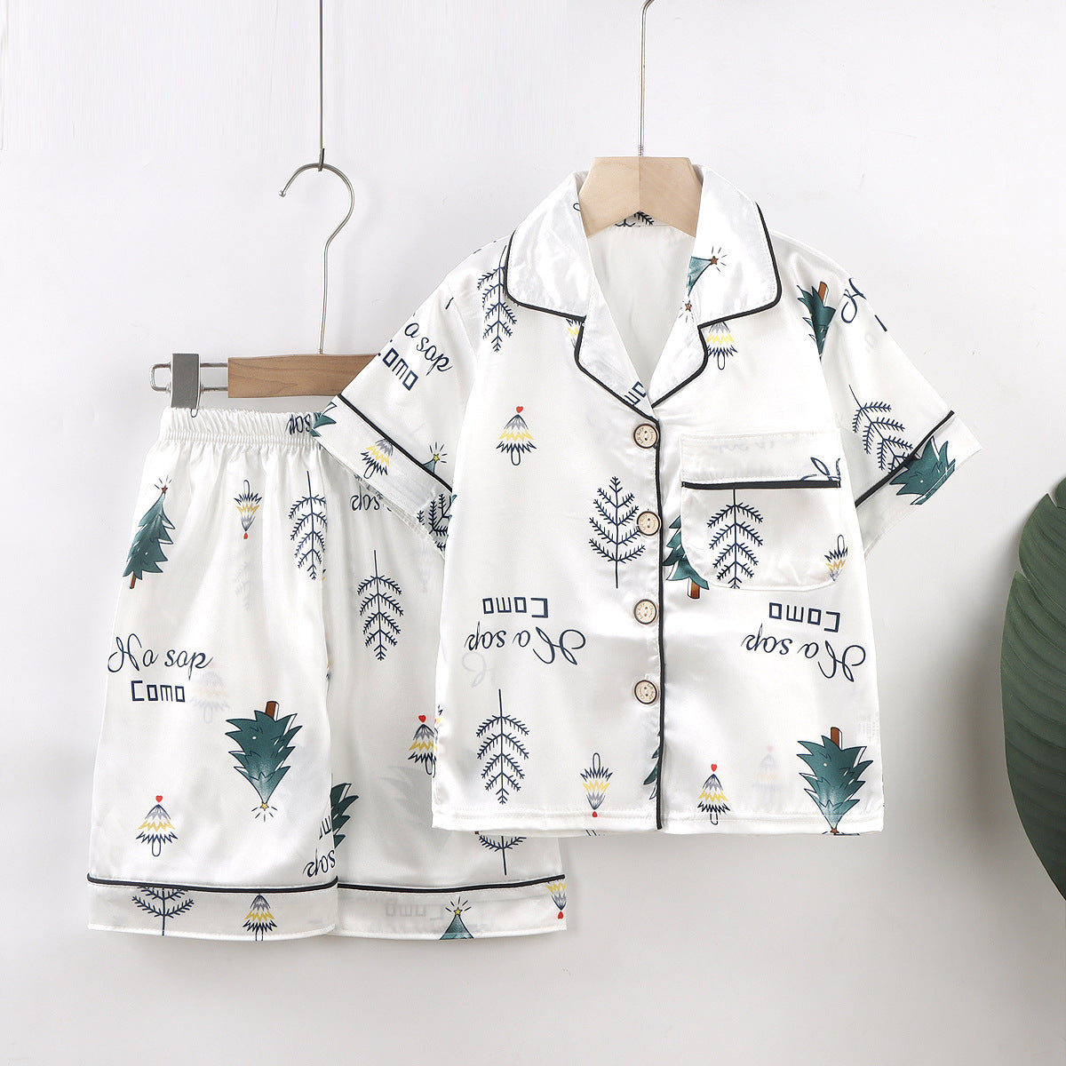 Boys' And Girls' Cartoon Home Ice Silk Short Sleeve Homewear Lightweight Comfortable Pajamas Suit