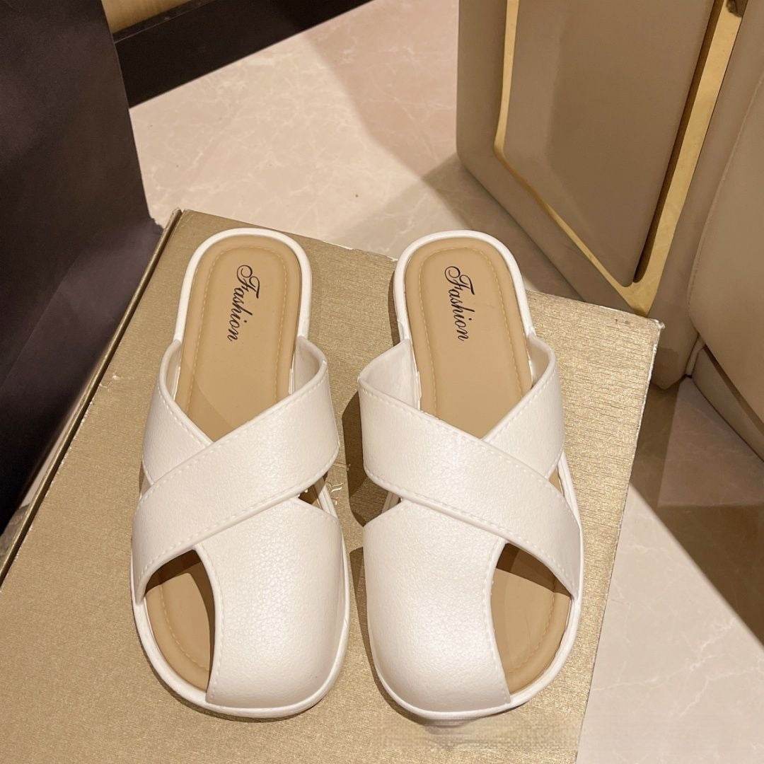 Outdoor Fashion French Lazy Flat Slippers Women's Toe Cap - Millivan supplies