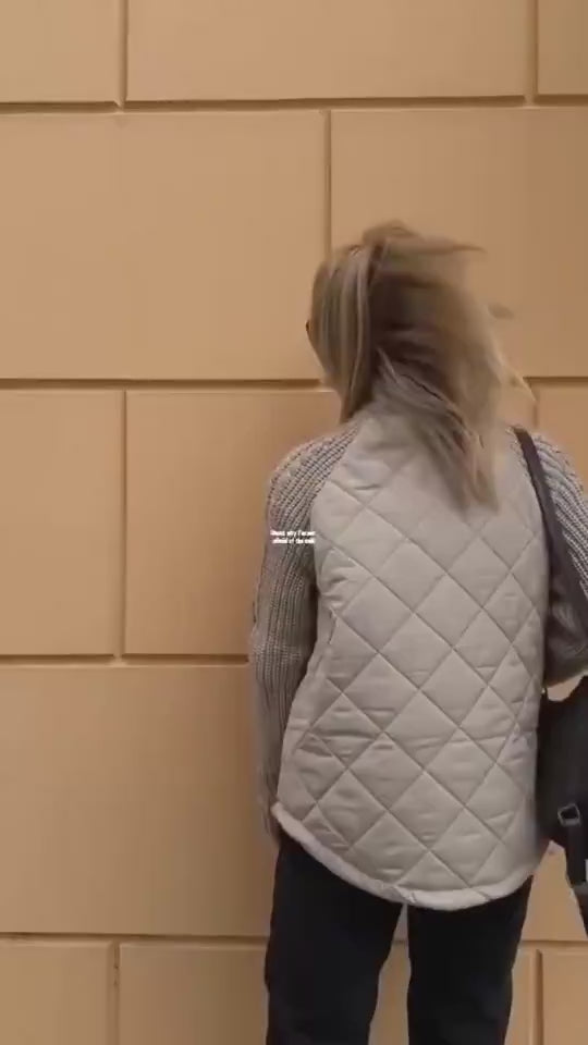video sweater5