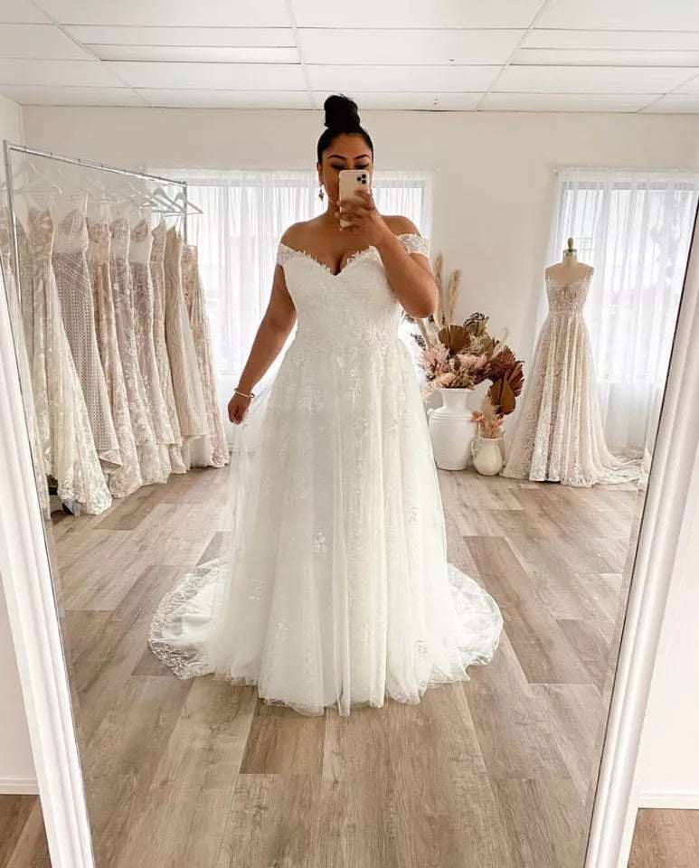 Off-Shoulder A-Line Mesh Wedding Dress | White | US 2–16