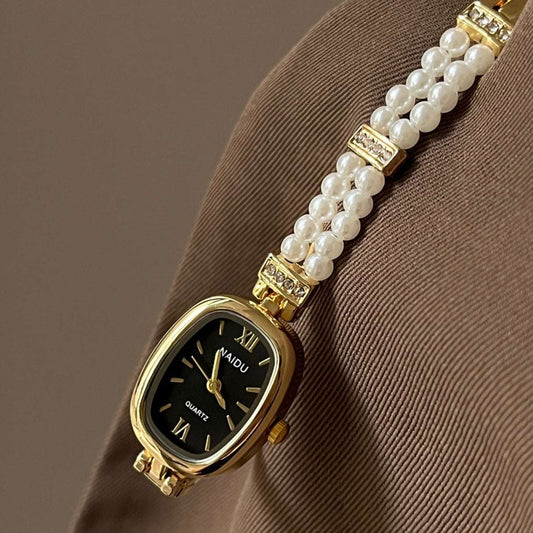 Oval Pearl Fashion Watch - Simple Disk Design