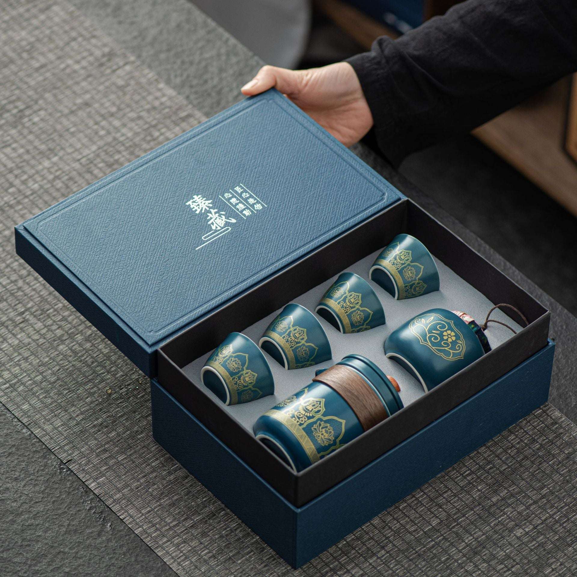Ceramic Tea Set - One Pot Four Cups Gift Box
