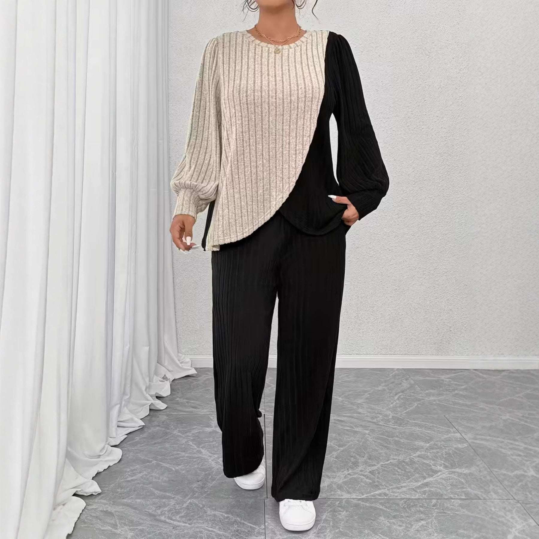 Women's Colorblock Top & Straight-Leg Pants Set