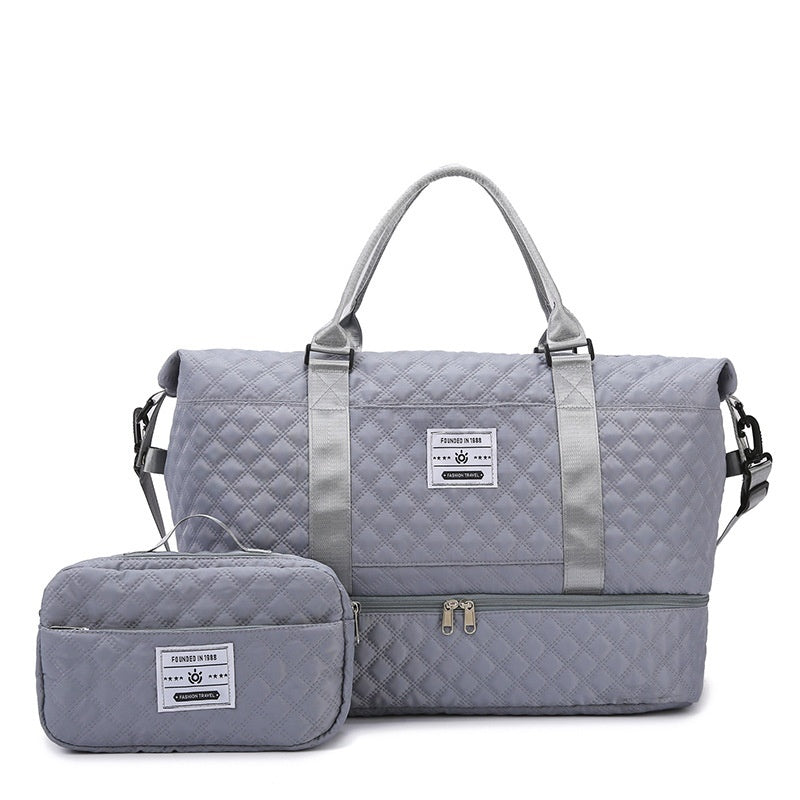 Le Matelassé — Quilted Oxford Crossbody Travel Bag
