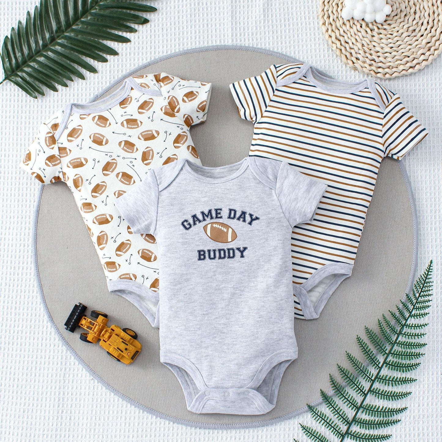 Baby Jumpsuit Fashion Three-Piece Set - Blue Giraffe Design