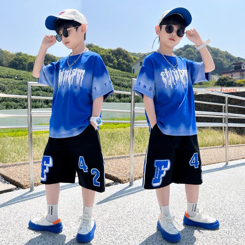 Boy's Fashionable Short Sleeve Shorts Suit