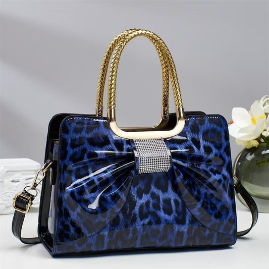 Félin Crystal-Stud Leopard Chain Lock Bag