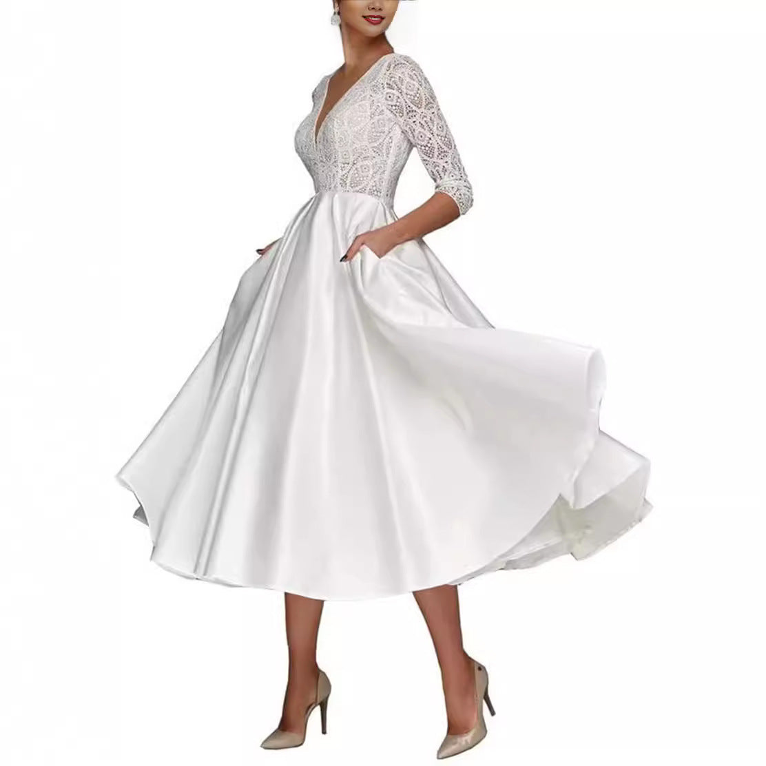 The Mi-Longueur Lace Bridal Gown