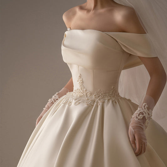 The Rétro Satiné Bridal Gown