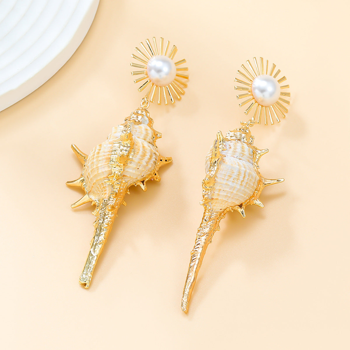 Conch Earrings European And American Exaggerated Alloy Inlaid Pearl SUNFLOWER Bohemian