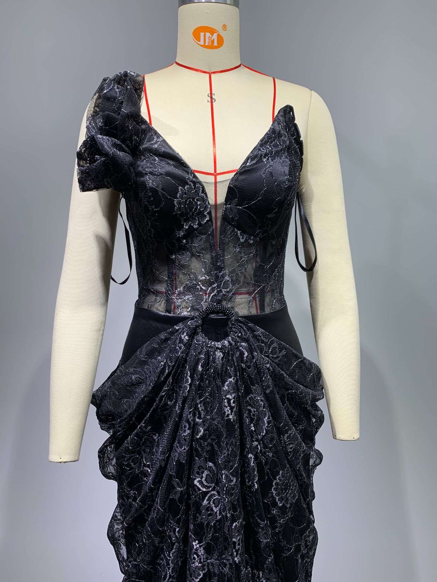 Women's Sleeveless Backless Floral Lace Bodycon Maxi Dress | Black | S–L