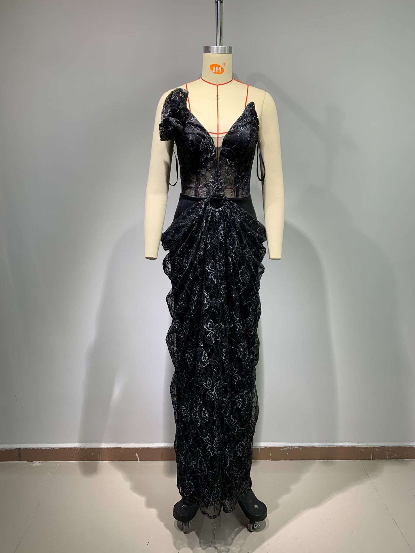 Women's Sleeveless Backless Floral Lace Bodycon Maxi Dress | Black | S–L