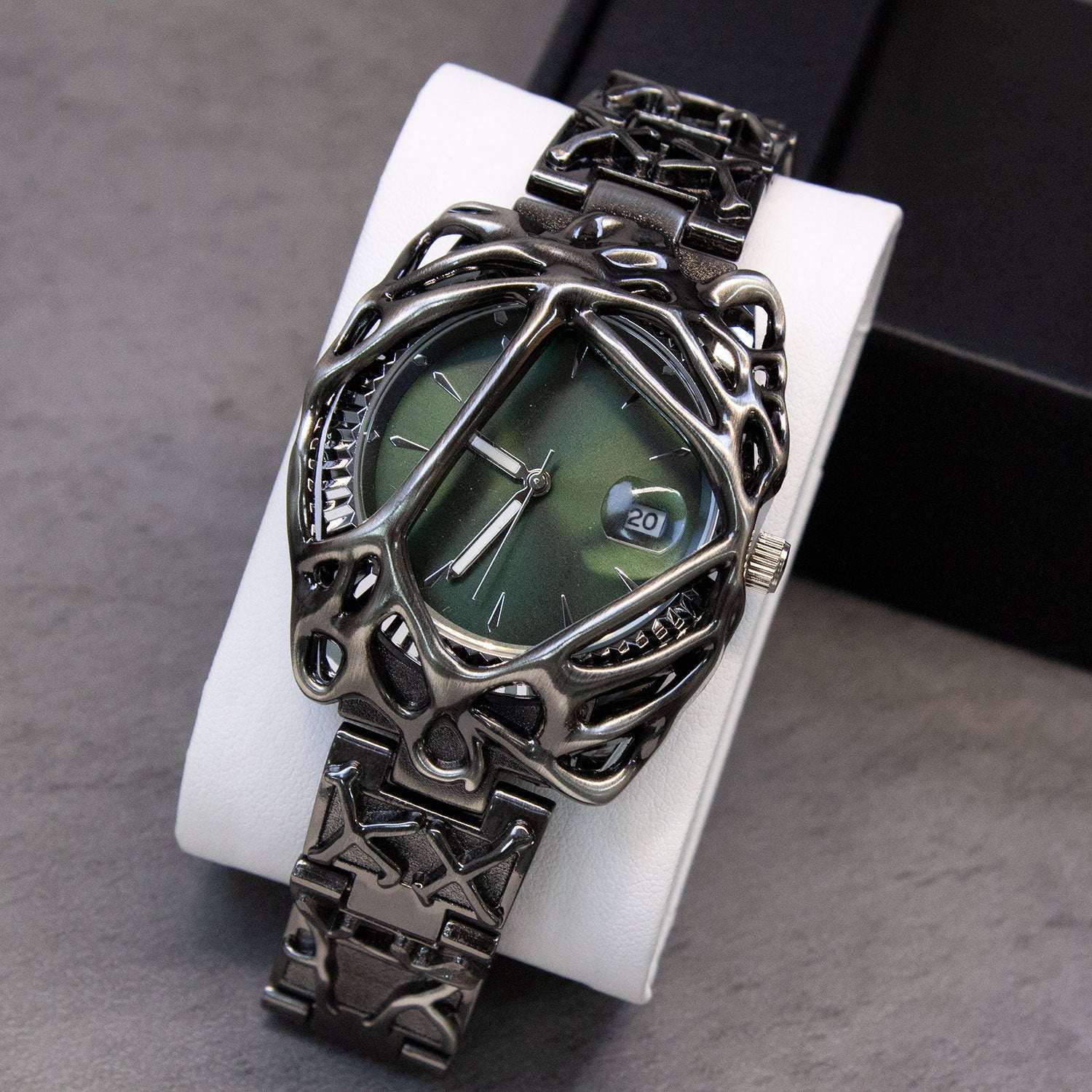 European Special-Shaped Watch - Advanced Design