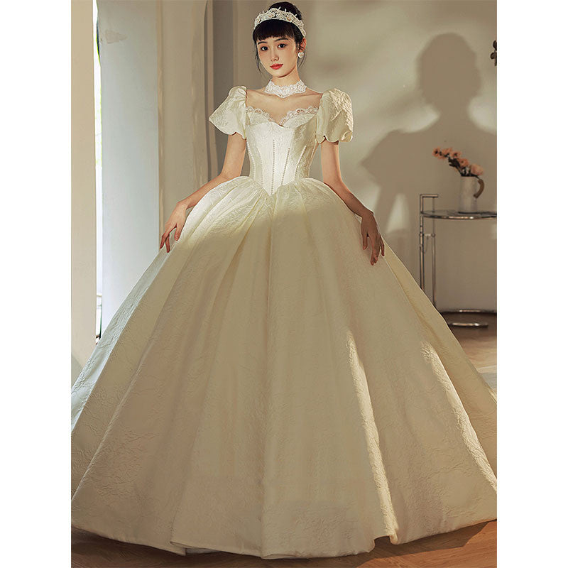 The Satiné Vintage Strap Bridal Gown