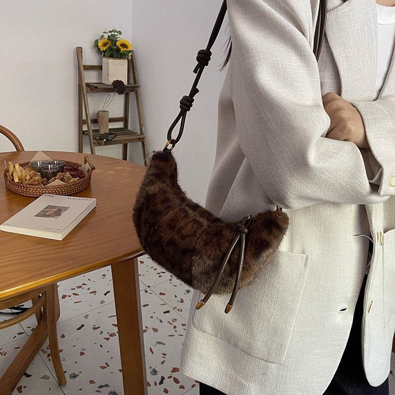 New Fall Winter Fashion Plush Shoulder Bag - Millivan supplies 
