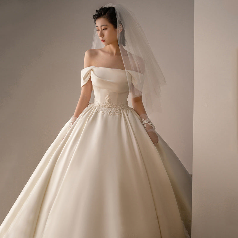 The Rétro Satiné Bridal Gown