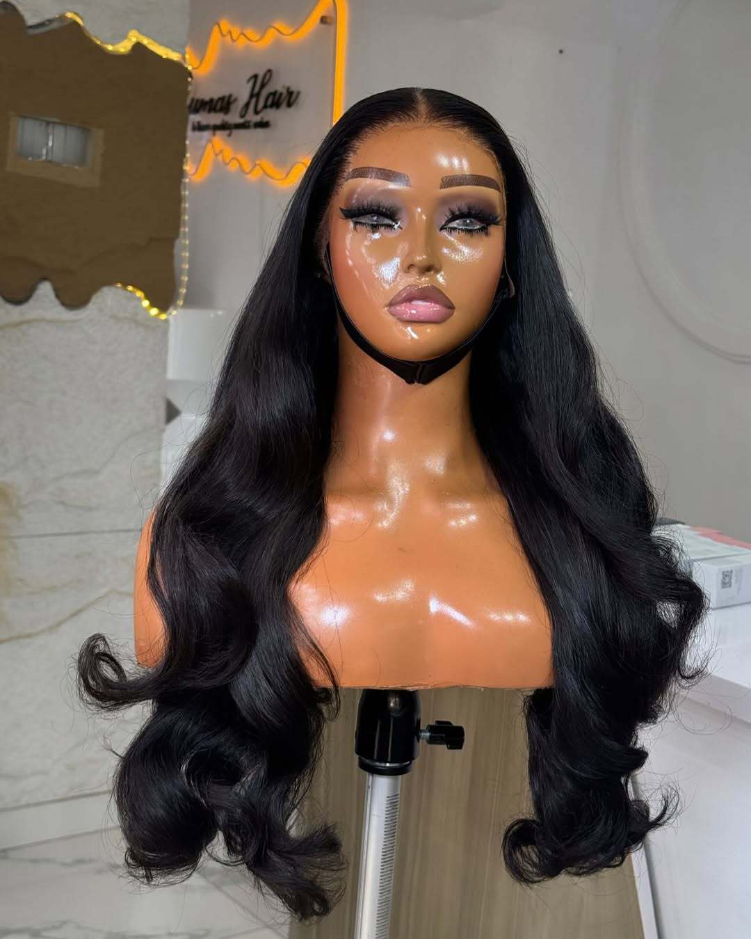 100% Human Hair (Vietnamese)